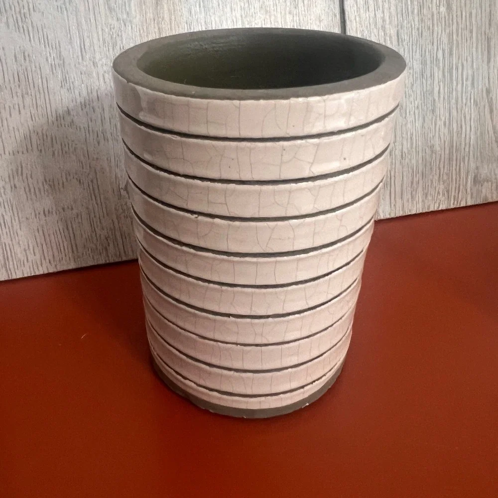 Vtg Studio Pottery‎ Measuring Cup style Vase Utensil cup from Martha Stewart